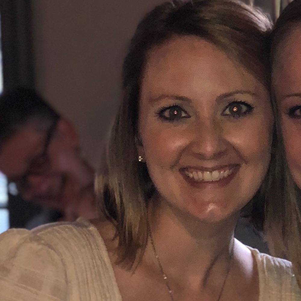 Meet your Posher, Angela